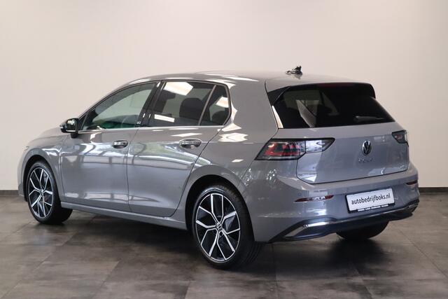 Volkswagen GOLF 1.5 eHybrid 50 Edition HUD Massage Panodak IQ Light