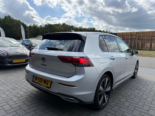 Volkswagen GOLF 1.4 eHybrid GTE | 2E EIGENAAR | 12MND GARANTIE | LED | DAB | CARPLAY | NAVI | ADAPTIVE CRUISE | LMV | BTW AUTO |