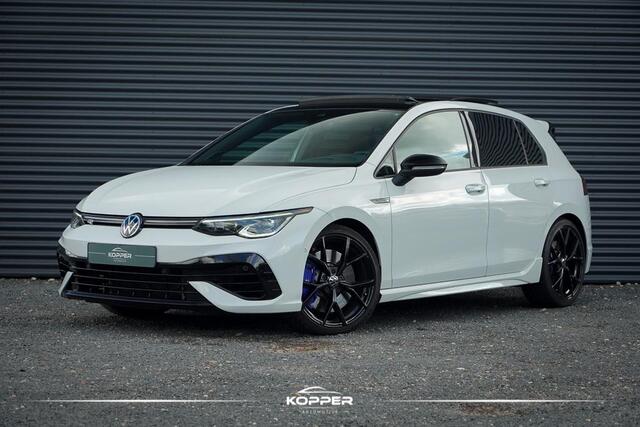 Volkswagen GOLF 2.0 TSI R 4Motion / Pano / Akrapovic / DCC / Stoelklima