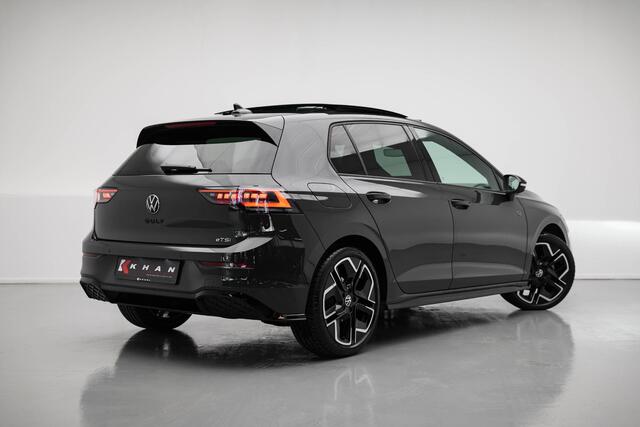 Volkswagen GOLF 1.5 eTSI R-Line Edition |Pano|HUD|360 Camera|VOLL|
