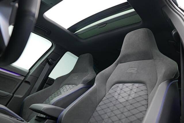 Volkswagen GOLF 1.5 eTSI R-Line Edition |Pano|HUD|360 Camera|VOLL|