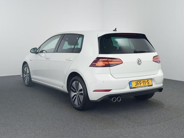 Volkswagen GOLF 1.4 eHybrid GTE | Dealer onderhouden | Standkachel | ACC | LED |