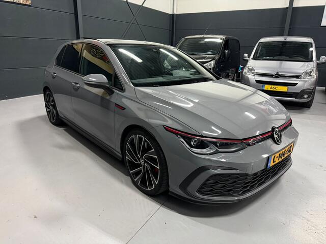 Volkswagen GOLF 2.0 TSI GTI 245pk Panoramadak Head-Up Camera Navigatie Nardo iq Light