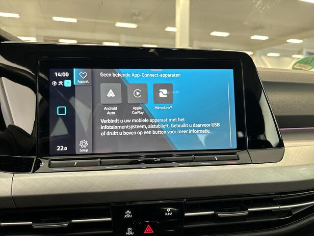 Volkswagen GOLF Variant 1.0 TSI 110pk Life · Apple/Android Car Play · Camera · Elek. Trekhaak · Navigatie · P-Sensoren · 16'' Inch · Garantie t/m 20-01-2027 of 100.000km