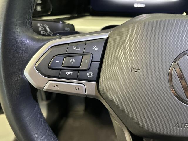 Volkswagen GOLF Variant 1.0 eTSI 110pk DSG Life · Apple/Android Car Play · Camera · Elek. Trekhaak · Navigatie · P-Sensoren · Sfeerverlichting · 16'' Inch · Garantie t/m 12-06-2027 of 100.000km