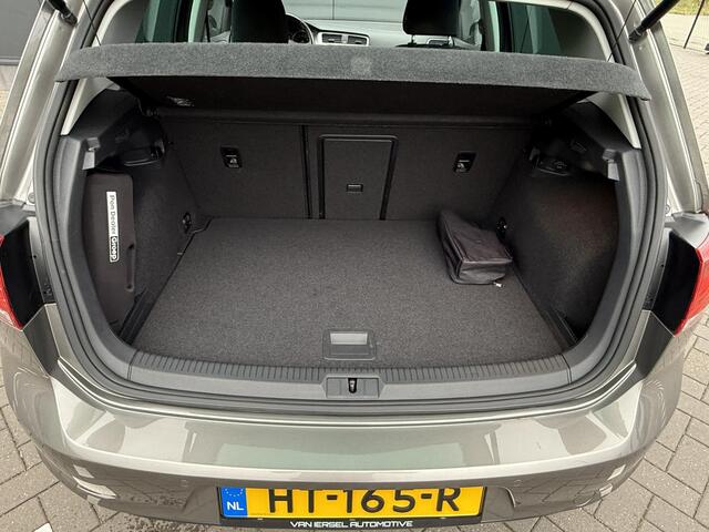 Volkswagen GOLF 1.0 TSI Business Edition Connected 116 PK | Inclusief 1 jaar garantie | Origineel NL | NAP | Navigatie | Cruise control | Climate control | Camera | Parkeersensoren | Lichtmetalen velgen | Sportstoelen | Metallic lak | DAB | All season banden | Spiegelpak