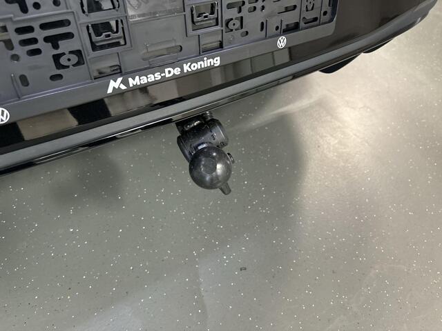 Volkswagen GOLF 1.5 272pk DSG eHybrid GTE · Apple/Android Car Play · Camera · Navigatie · Stoelverwarming · Dodehoek Detectie · Trekhaak · 18'' Inch · Garantie t/m 06-02-2030 of 100.000km