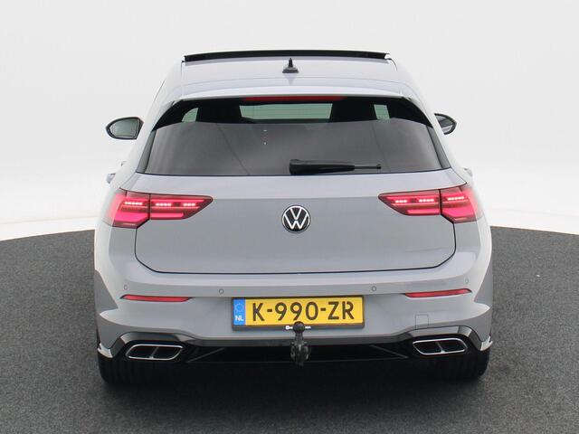 Volkswagen GOLF 1.5 TSi 150 Pk R-Line | Panoramadak | Trekhaak | Camera | Full LED | Stoel Verwarming | Adaptive Cruise | Carplay | Sportstoelen | Parkeersensoren | 18 Inch | 59.608 Km!