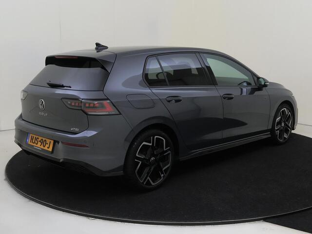 Volkswagen GOLF 1.5 eTSI R-Line Edition