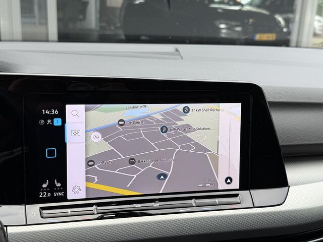 Volkswagen GOLF TSI 110PK AUT. *!* NAVI/ CARPLAY/ CAMERA/ VIRTUAL/ 13 DKM *!*