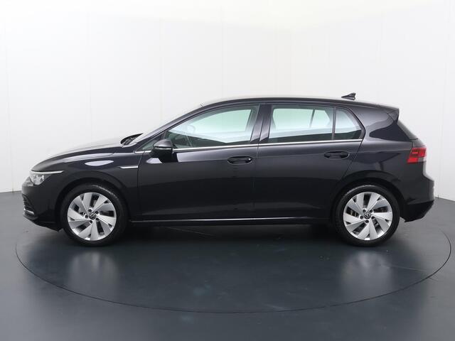 Volkswagen GOLF 1.5 eTSI | 150 PK | Automaat | Multifunctioneel stuurwiel | Cruisecontrol | Stoelverwarming |
