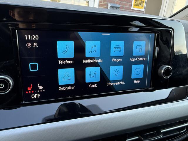 Volkswagen GOLF 1.5 TSI Life Panoramadak, 18''Lmv, Winterpakket