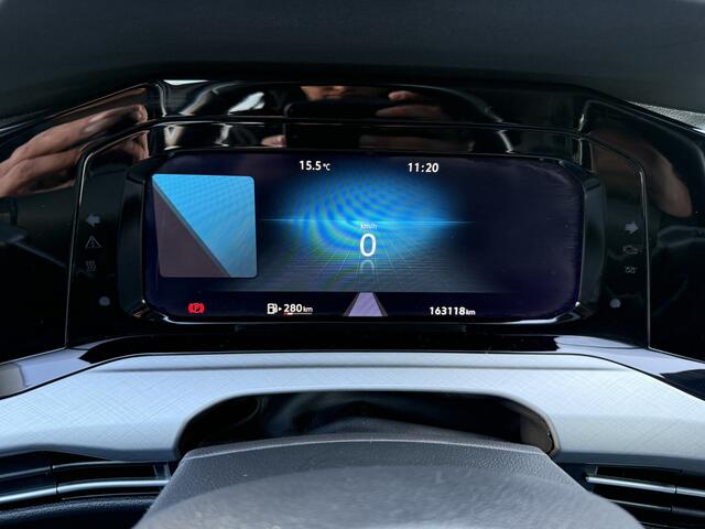 Volkswagen GOLF 1.5 TSI Life Panoramadak, 18''Lmv, Winterpakket