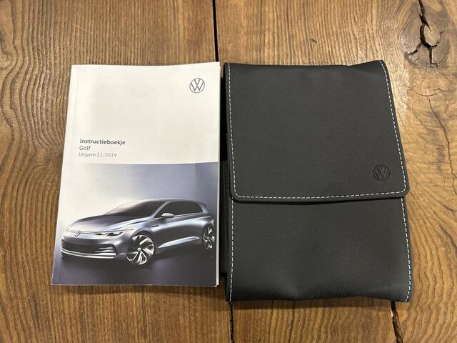 Volkswagen GOLF 1.5 eTSI Style Automaat | Panoramadak | Memory seats | Adaptieve cruise control | Stoel+Stuurverwarming | Sfeerverlichting | 18''INCH | Navigatie | Lane assist | Parkeersensoren v+a