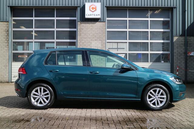 Volkswagen GOLF 1.0 TSI Comfortline | PDC | Stoelverwarming |
