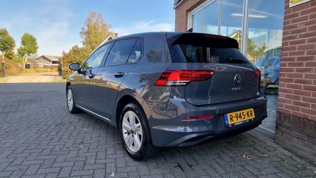 Volkswagen GOLF 1.0 eTSI Life, Automaat, Adaptieve cruise, NL auto!