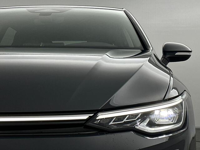 Volkswagen GOLF 1.5 eTSI Life Edition 1.5 eHybrid 150 kW / 204 pk