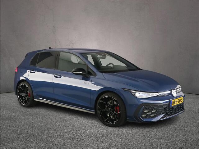 Volkswagen GOLF GTE 1.5 eHybrid 272pk DSG Automaat Black Style, Adaptive cruise control, LED matrix koplampen, Navigatie, Achteruitrijcamera, Stoelverwarming, Stuurwiel verwarmd