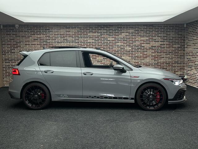 Volkswagen GOLF 2.0 TSI GTI 45 Jahre Akrapovic Panorama Camera IQ