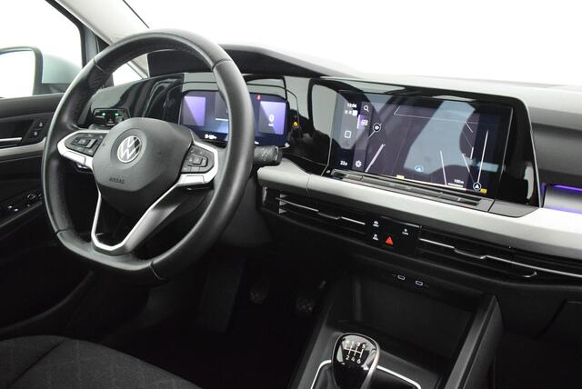 Volkswagen GOLF 1.0 TSI 110pk Life Navigatie Cruise Control Parkeersensoren