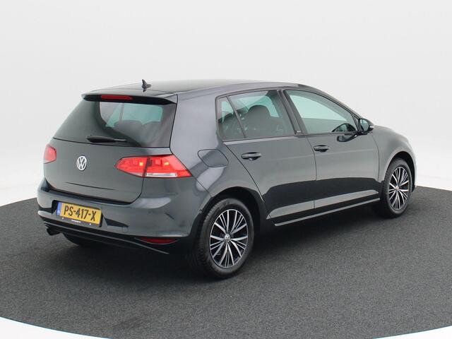 Volkswagen GOLF 1.2 TSi 110 Pk Automaat Allstar | Navigatie | 16 Inch | Stoelverwarming | Cruise | Privacy Glass | Parkeersensoren | 103.442 Km!!