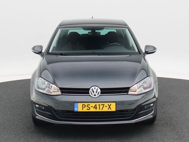 Volkswagen GOLF 1.2 TSi 110 Pk Automaat Allstar | Navigatie | 16 Inch | Stoelverwarming | Cruise | Privacy Glass | Parkeersensoren | 103.442 Km!!