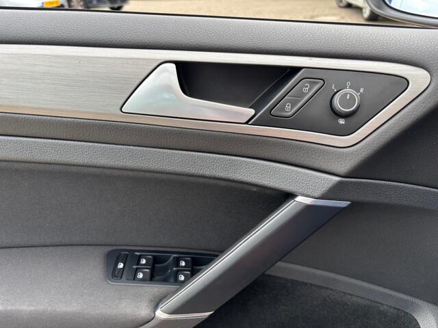 Volkswagen GOLF 1.0 TSI BUSINESS EDITION 116PK AIRCO LMV PDC-CAMERA