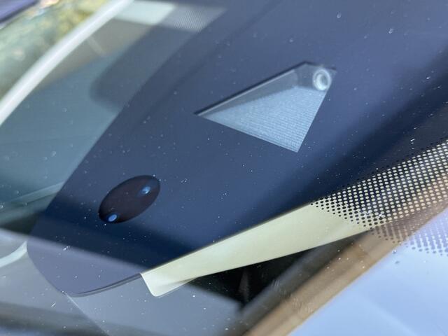 Volkswagen GOLF 1.5 eTSI 150pk DSG Style 1st Edition Black Panoramadak Winterpakket 19" Velgen IQ Light Massagestoel