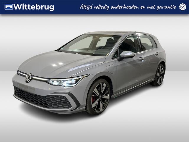 Volkswagen GOLF 1.4 eHybrid GTE / AUTOMAAT/ 245PK/ ELEKTR. TREKHAAK/ ADAPT. CRUISE/ CLIMA 3-ZONE/ APP-CONNECT/ NAVI/ RIJ-MODI/ MATRIX/ DIGITAL DASH/ STOEL-STUUR VERWARM