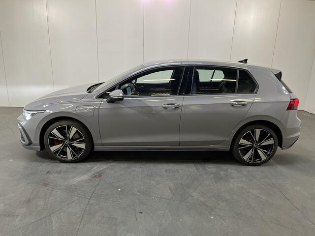 Volkswagen GOLF 1.4 eHybrid GTE / AUTOMAAT/ 245PK/ ELEKTR. TREKHAAK/ ADAPT. CRUISE/ CLIMA 3-ZONE/ APP-CONNECT/ NAVI/ RIJ-MODI/ MATRIX/ DIGITAL DASH/ STOEL-STUUR VERWARM