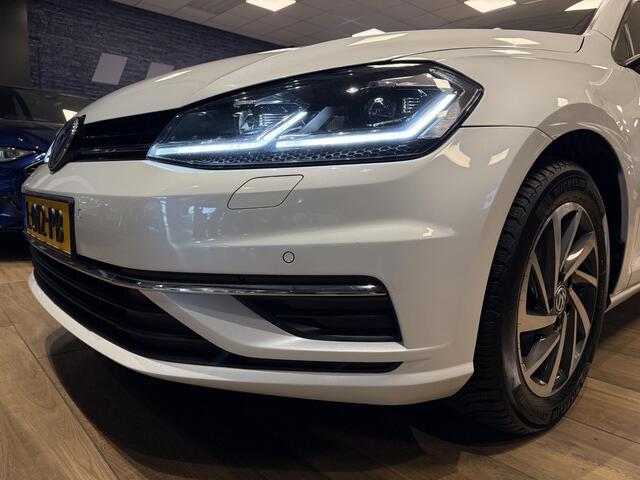 Volkswagen GOLF 1.5 TSI Highline Business AIR DYNAUDIO |NAVI|CARPLAY|PANORAMADAK