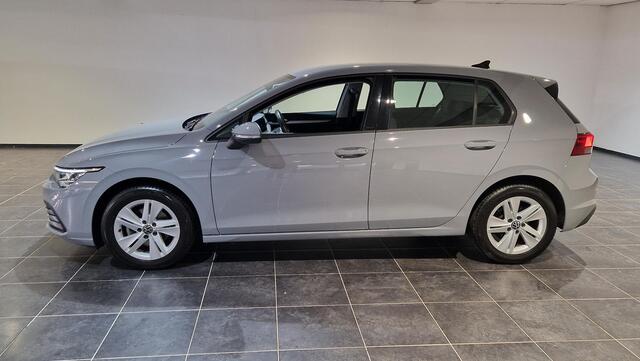 Volkswagen GOLF 1.0 TSI Life | Digitaal dashboard | Sfeerverlichting | Adaptive Cruisecontrol |