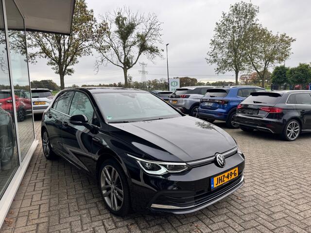 Volkswagen GOLF 1.5 ETSI STYLE- 150 PK/Carplay/LED/ Sportseats / ALL IN PRIJS