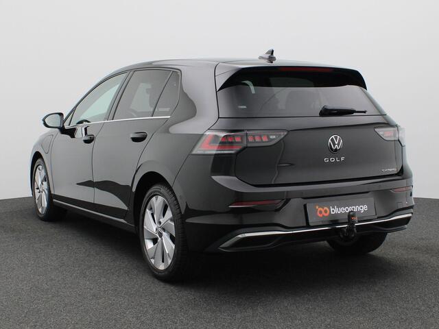 Volkswagen GOLF 1.5 eHybrid Style Edition 204PK DSG Trekhaak, Head-Up Display, ErgoActive Stoel, Achteruitrijcamera, Stoel-Stuurverwarming, Navi, Alarm, 18" LM Velgen, Adaptieve Cruise Control