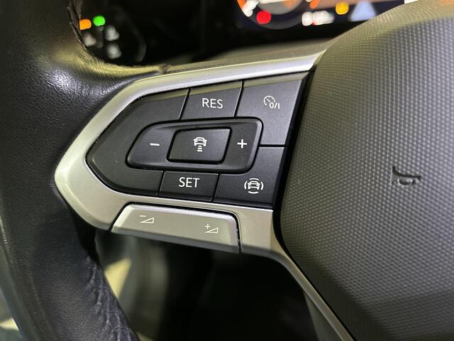 Volkswagen GOLF 1.0 TSI 110pk Life · Apple/Android Car Play · Navigatie · Sfeerverlichting · P-Sensoren · Getint Glas · 16'' Inch · Garantie t/m 03-07-2027 of 100.000km