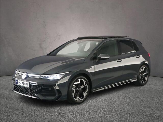 Volkswagen GOLF 1.5 eTSI R-Line Edition 150pk DSG Automaat, Panoramadak, LED matrix koplampen, Harman Kardon sound, Stoelverwarming, Adaptive cruise control, Navigatie, App connect, Stoelverwarming, Side assist