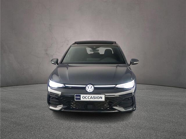 Volkswagen GOLF 1.5 eTSI R-Line Edition 150pk DSG Automaat, Panoramadak, LED matrix koplampen, Harman Kardon sound, Stoelverwarming, Adaptive cruise control, Navigatie, App connect, Stoelverwarming, Side assist