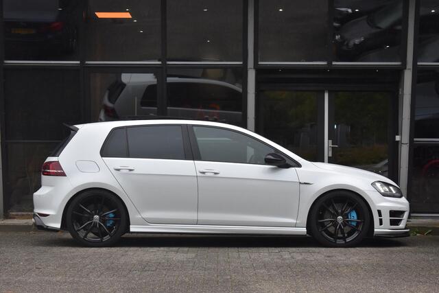 Volkswagen GOLF 2.0 TSI R 4Motion Pano Lane Dyn Leder Camera