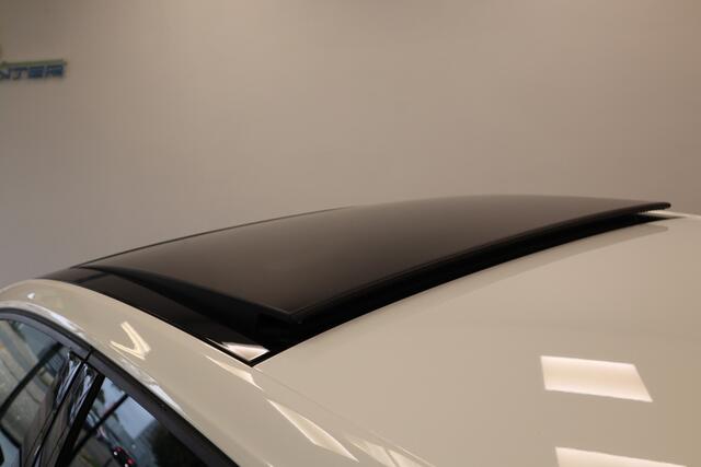 Volkswagen GOLF 1.5 TSI Highline Business R 2x R-line Panoramadak Full-led