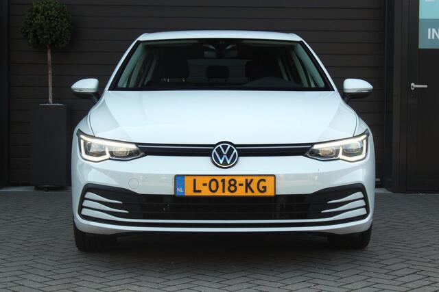 Volkswagen GOLF 1.0 eTSI Life Business | Memory | Camera | IQ Lights