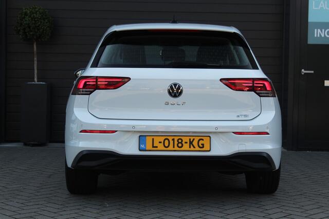Volkswagen GOLF 1.0 eTSI Life Business | Memory | Camera | IQ Lights