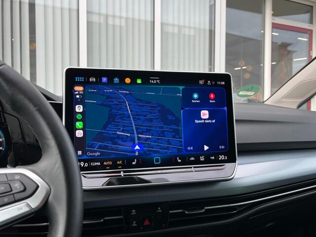 Volkswagen GOLF 1.5 eTSI Life Edition Automaat I Camera I Carplay I Half leer I Stoelverw.