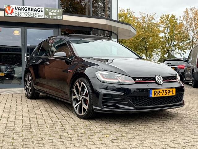 Volkswagen GOLF 2.0 TSI GTI Perfomance | Pano