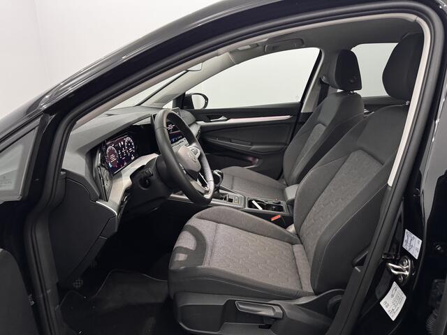 Volkswagen GOLF 1.5 TSI Life Edition Clima, Apple carplay, Parkeersensoren, Stoelverwarming, Sfeerverlichting, Led, Keyless start, 2 jaar garantie