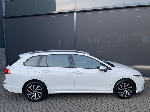 Volkswagen GOLF Variant 2.0 TDI Life Business Full options met o.a. Climate control - Cruise control adaptive - Bluetooth/Apple carplay/Android auto - Navigatie full map - Stoelverwarming en Elektrisch verstelbaar met massage functie - P