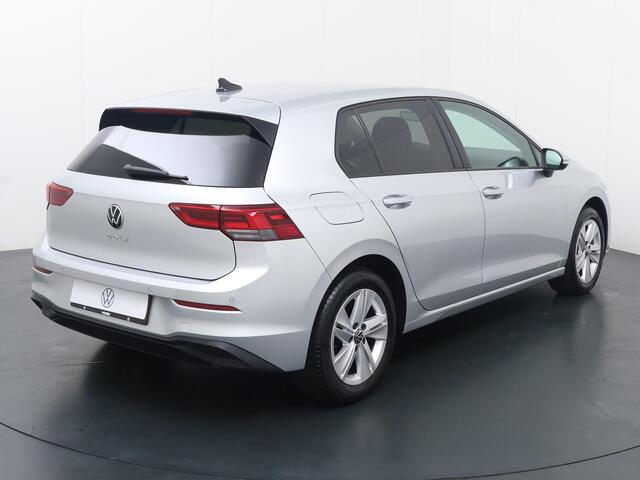 Volkswagen GOLF 1.0 TSI Life | 110 PK | Adaptive cruise control | LED verlichting | Apple Carplay/Android Auto |