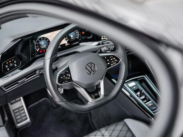 Volkswagen GOLF 1.5 eTSI R-Line Business