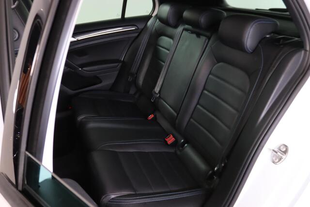 Volkswagen GOLF 1.4 TSI GTE, Panoramadak, Apple Carplay/Android auto, Leder, DAB, Goed onderhouden