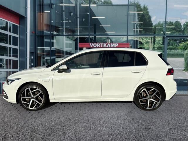 Volkswagen GOLF 1.4 TSI DSG STYLE EHYBRID TREKHAAK/CAMERA/MEMORY/NAVI/ACC/STOELVERW