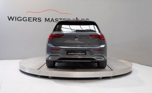 Volkswagen GOLF GTE 245 PK Hybrid, Keyless, 18 Inch, Sportstoelen, Head-up, Dolphin Grey Metallic